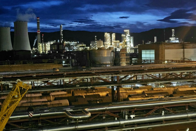 Hutníctvo a priemysel / Hutníctvo a priemysel - foto Hutníctvo a priemysel / Hutníctvo a priemysel - foto