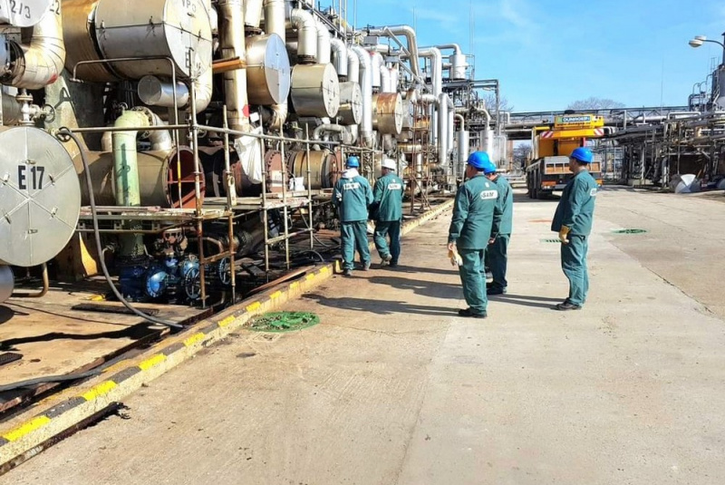  Galéria / Generálne opravy petrochemických závodov - foto