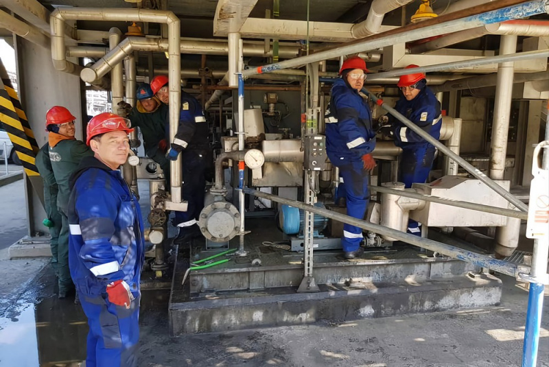 Galéria / Generálne opravy petrochemických závodov - foto